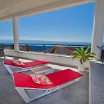 Gg Villa