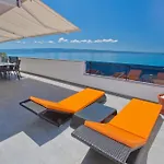 Gg Villa