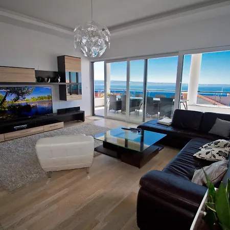 Gg Villa